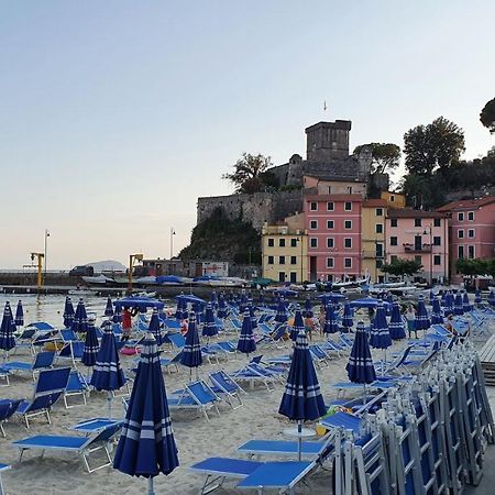 Comodo Al Mare Apartamento Lerici Exterior foto