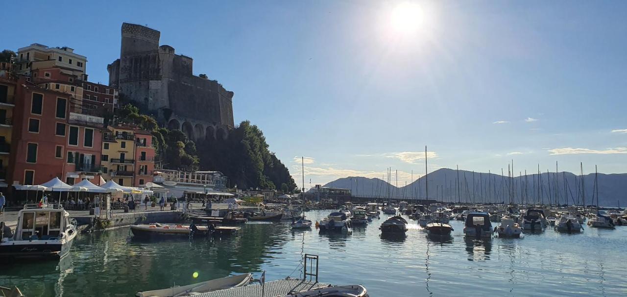 Comodo Al Mare Apartamento Lerici Exterior foto